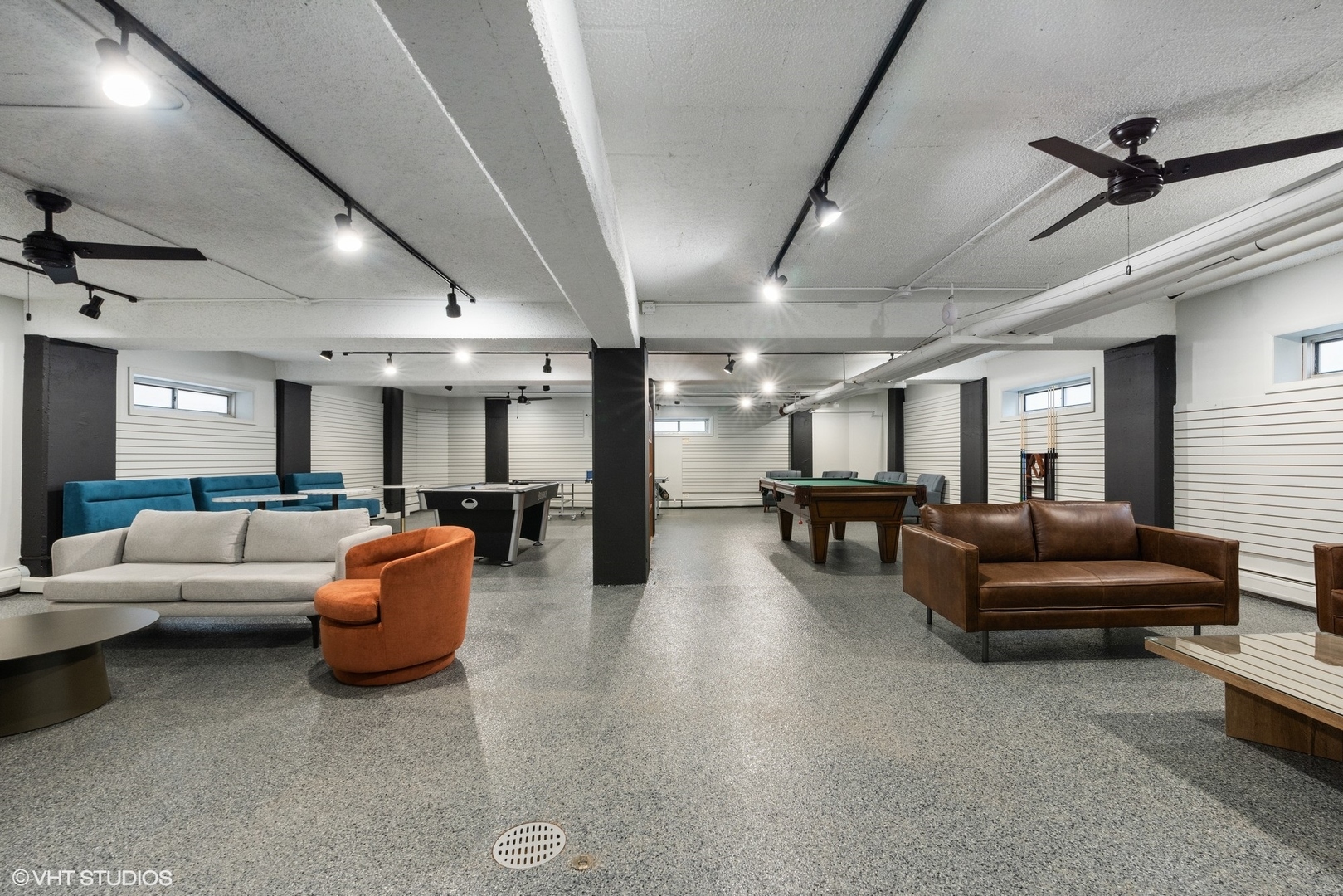 4950 N Marine Drive Unit: 405