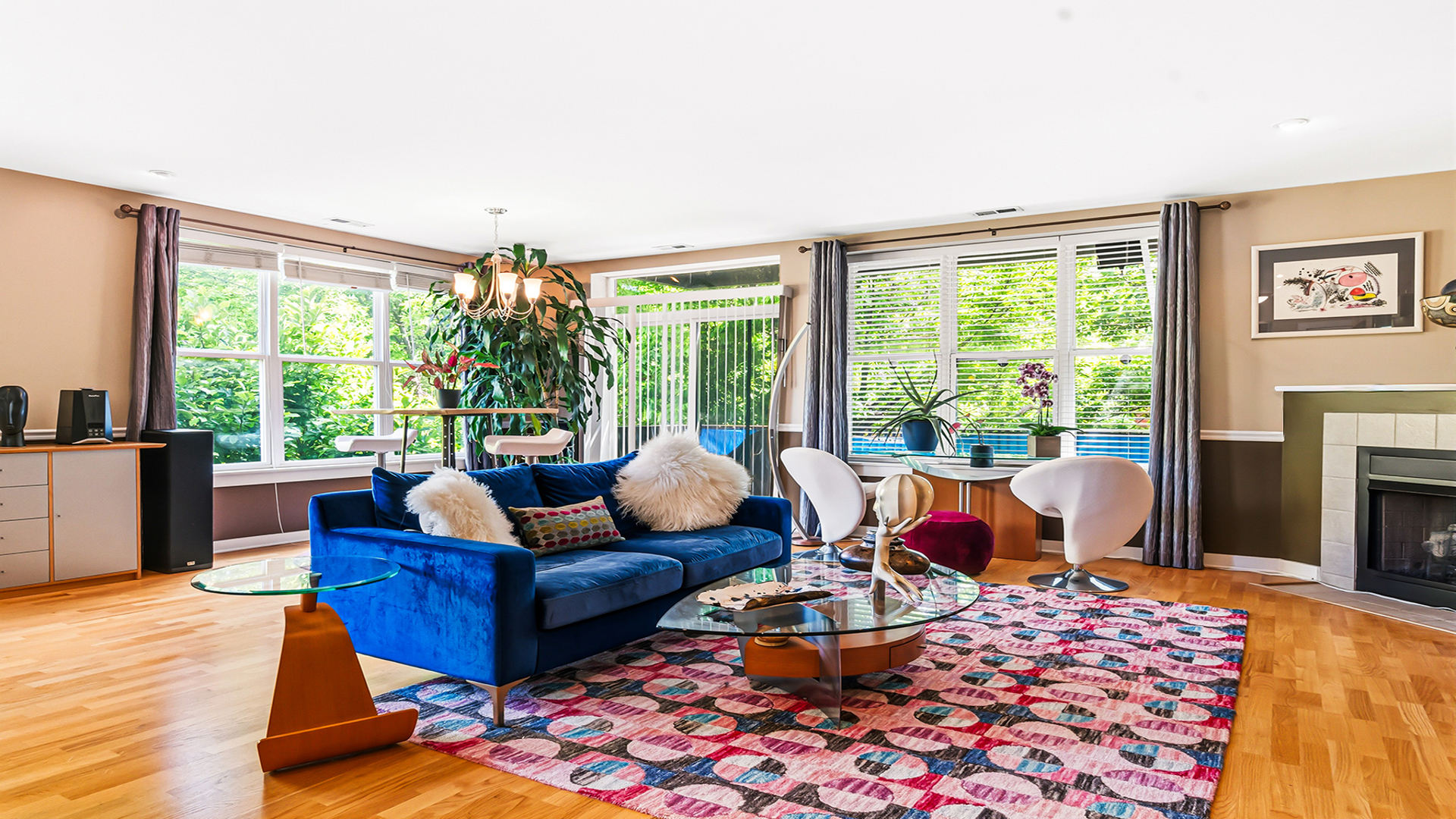 2220 W MAYPOLE Avenue Unit: 202