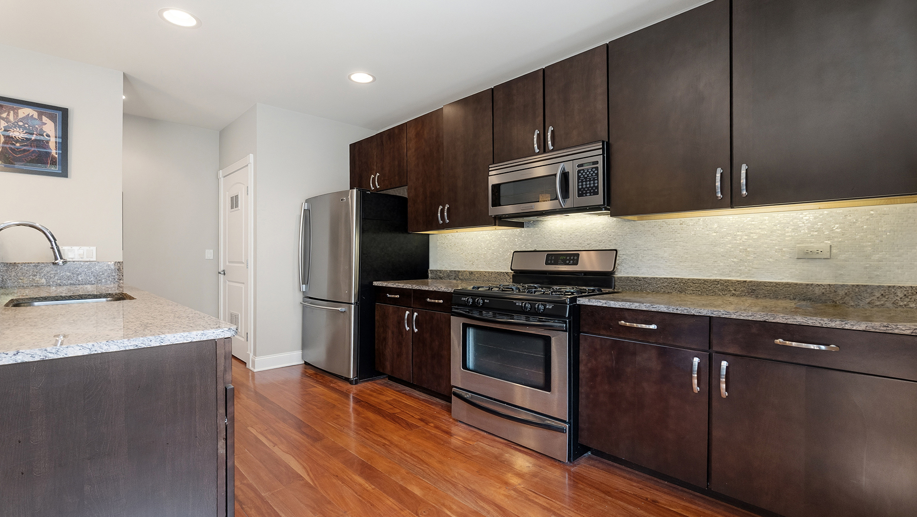 4442 N Damen Avenue Unit: 3E