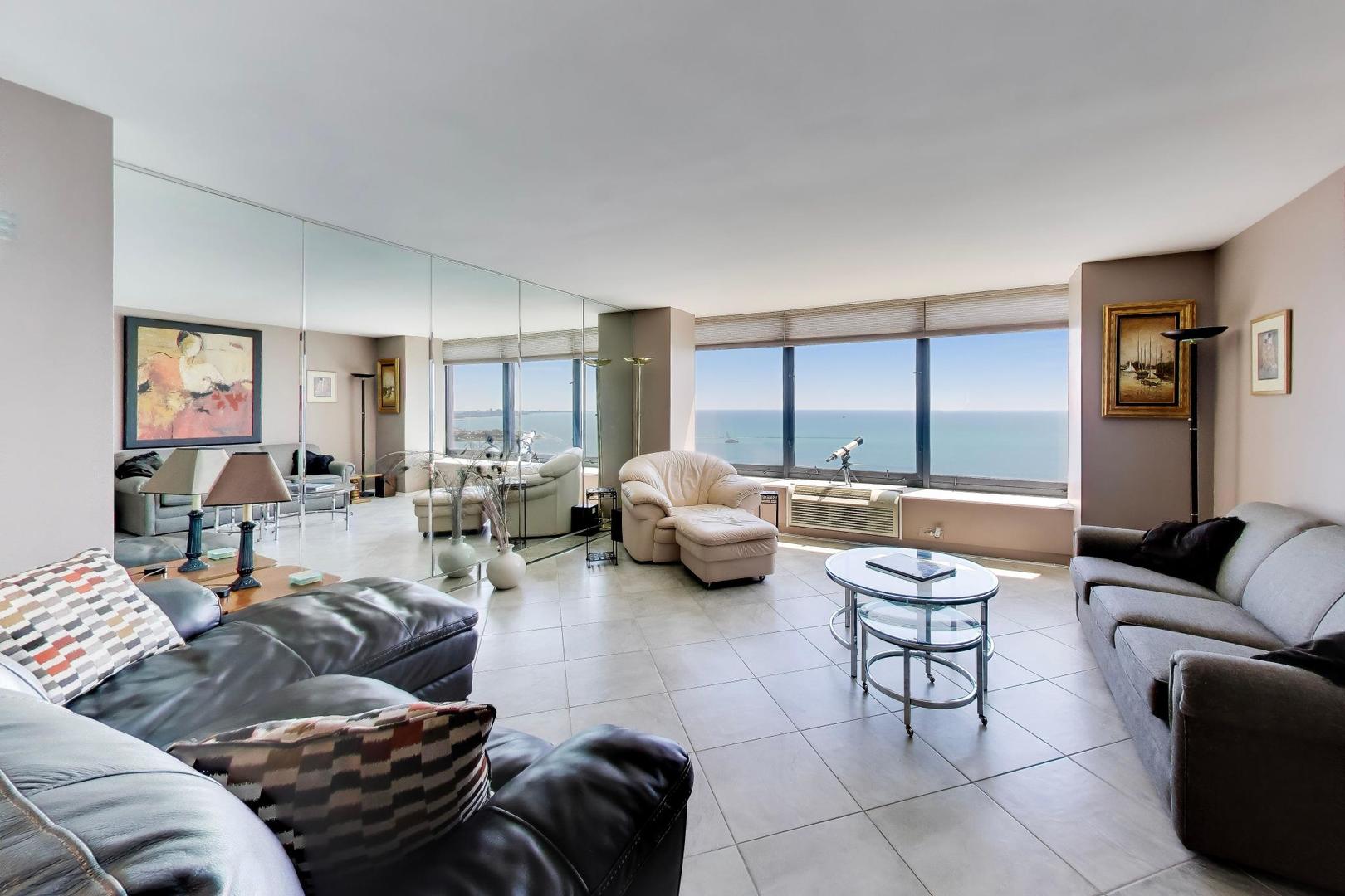 155 N HARBOR Drive Unit: 3910