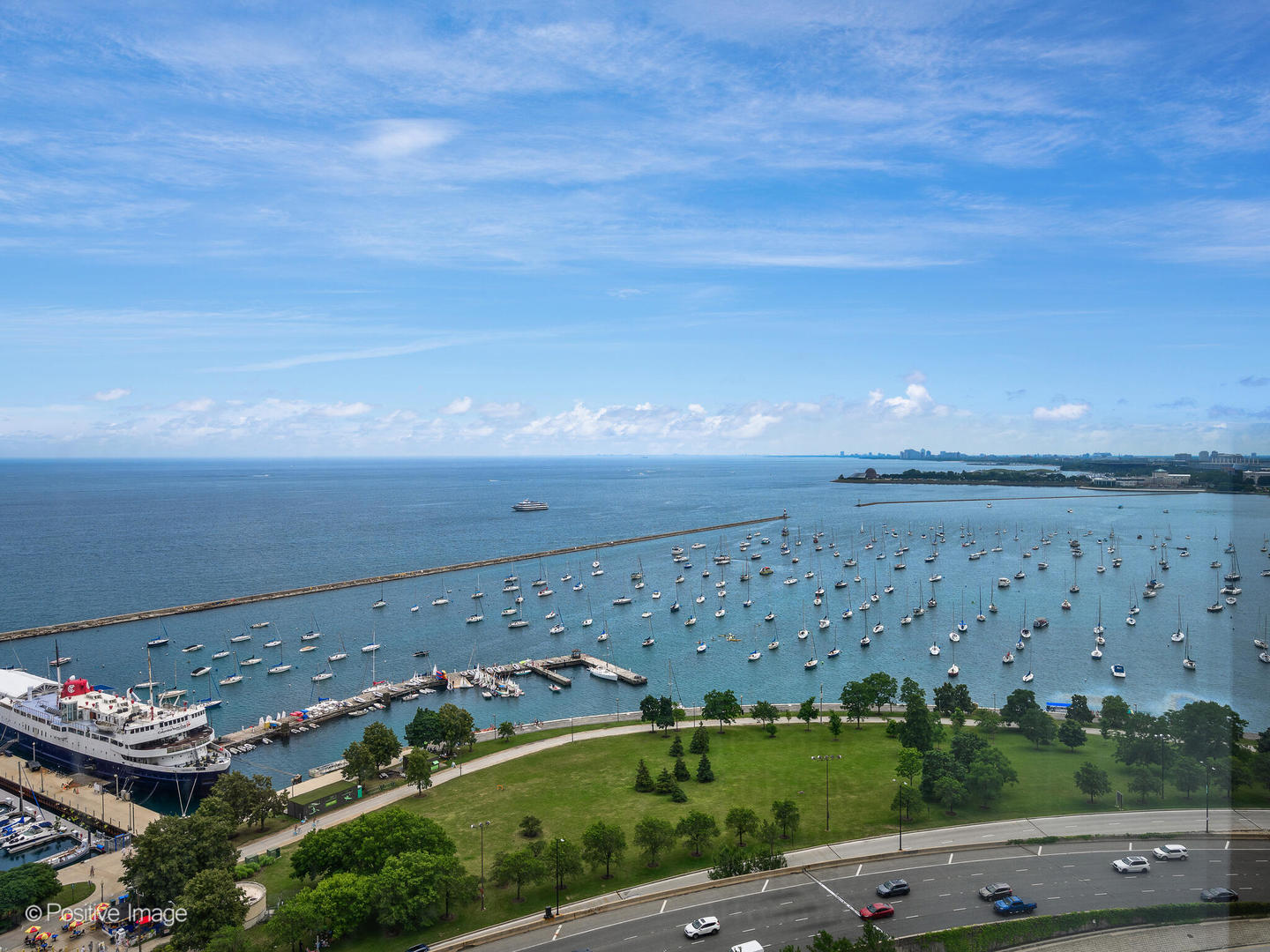 155 N HARBOR Drive Unit: 3910