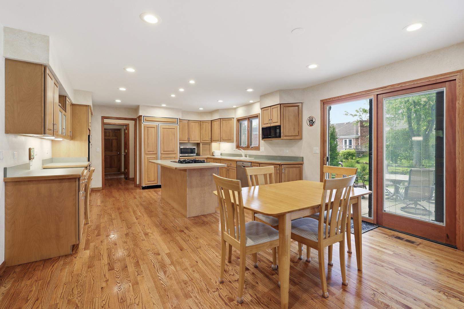 406 Woodview Drive