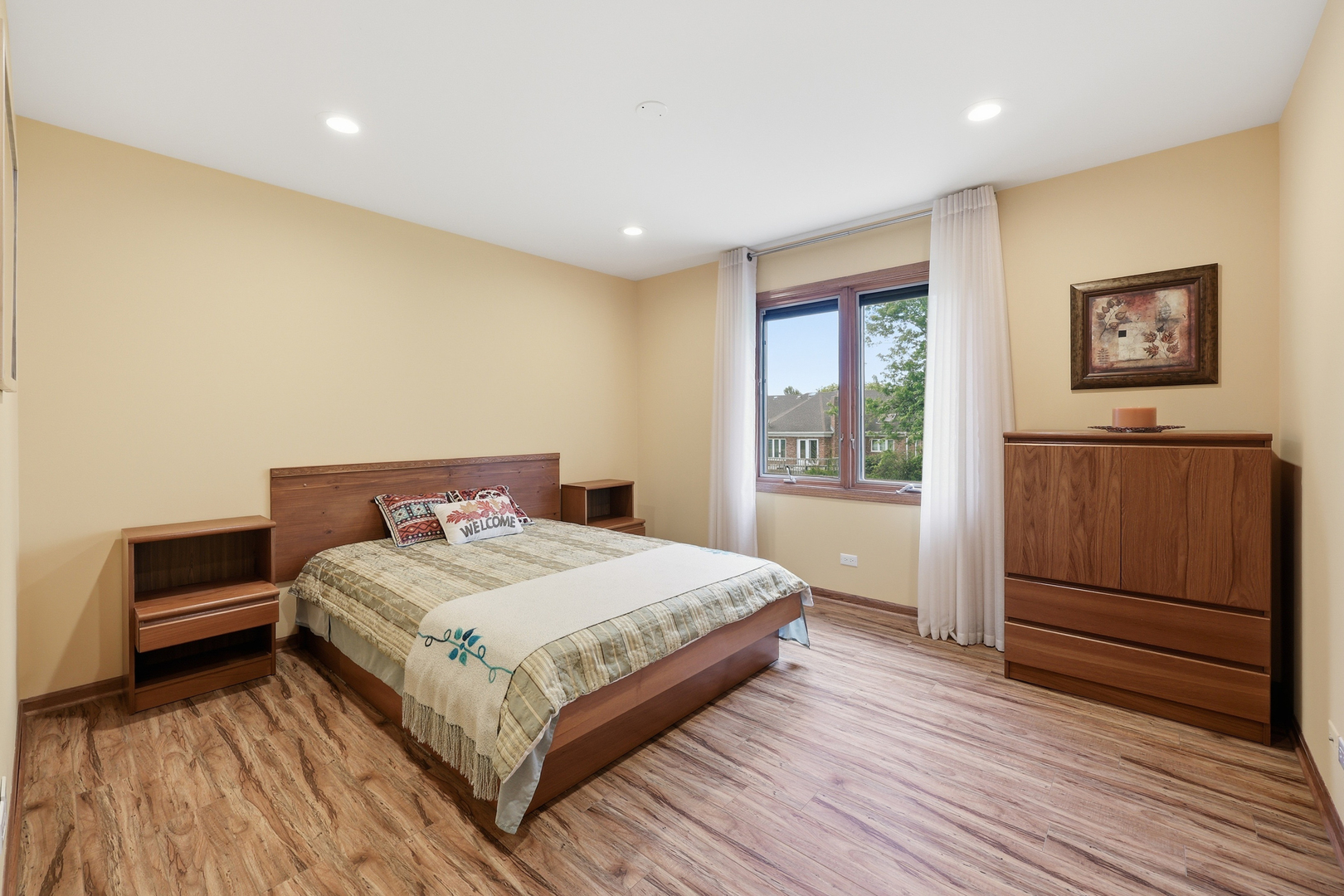 406 Woodview Drive