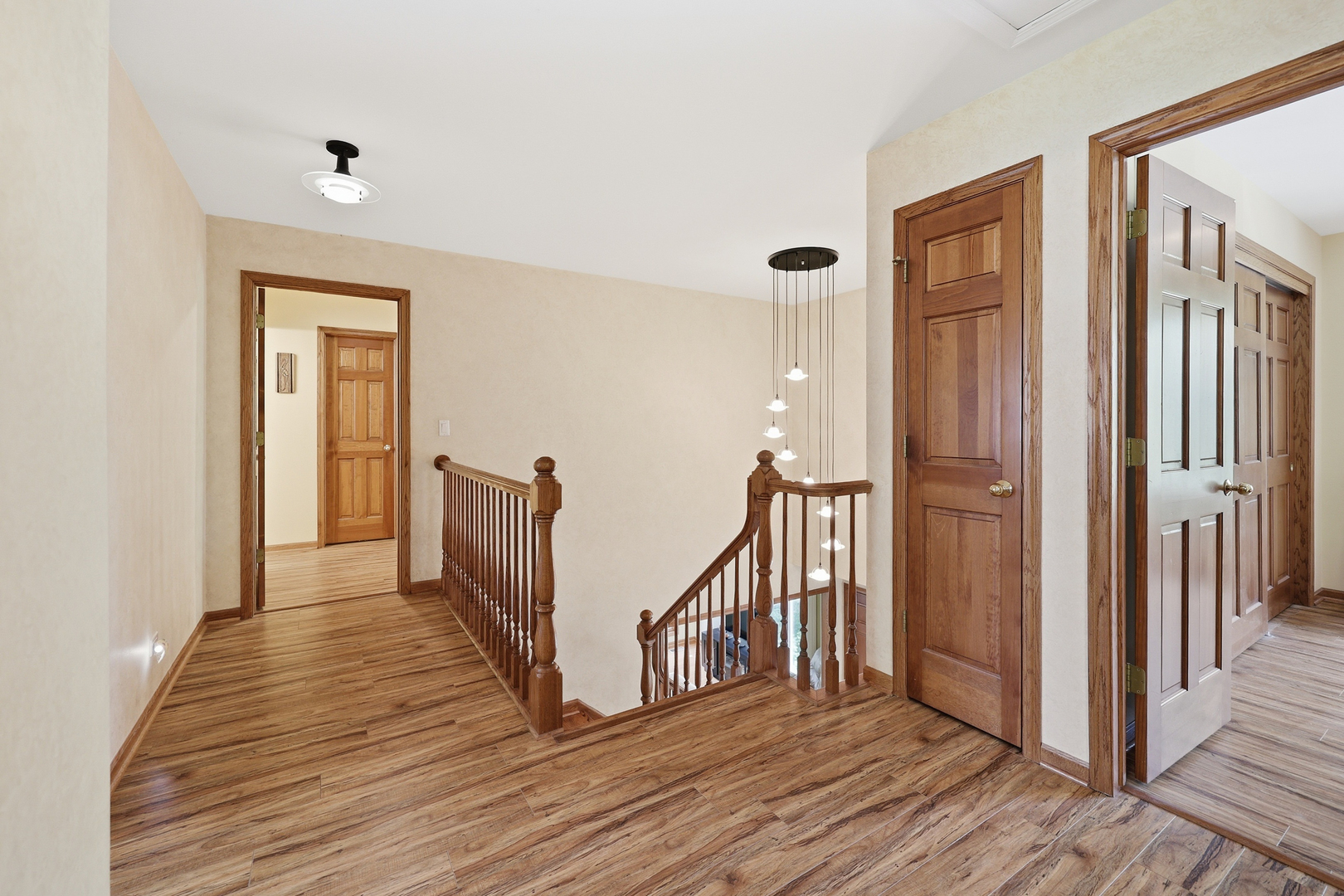 406 Woodview Drive