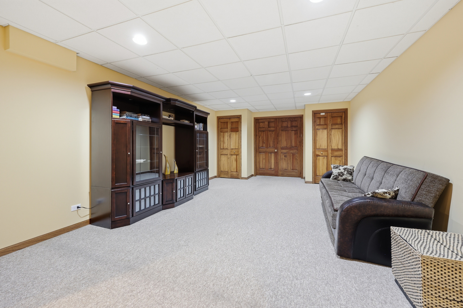 406 Woodview Drive