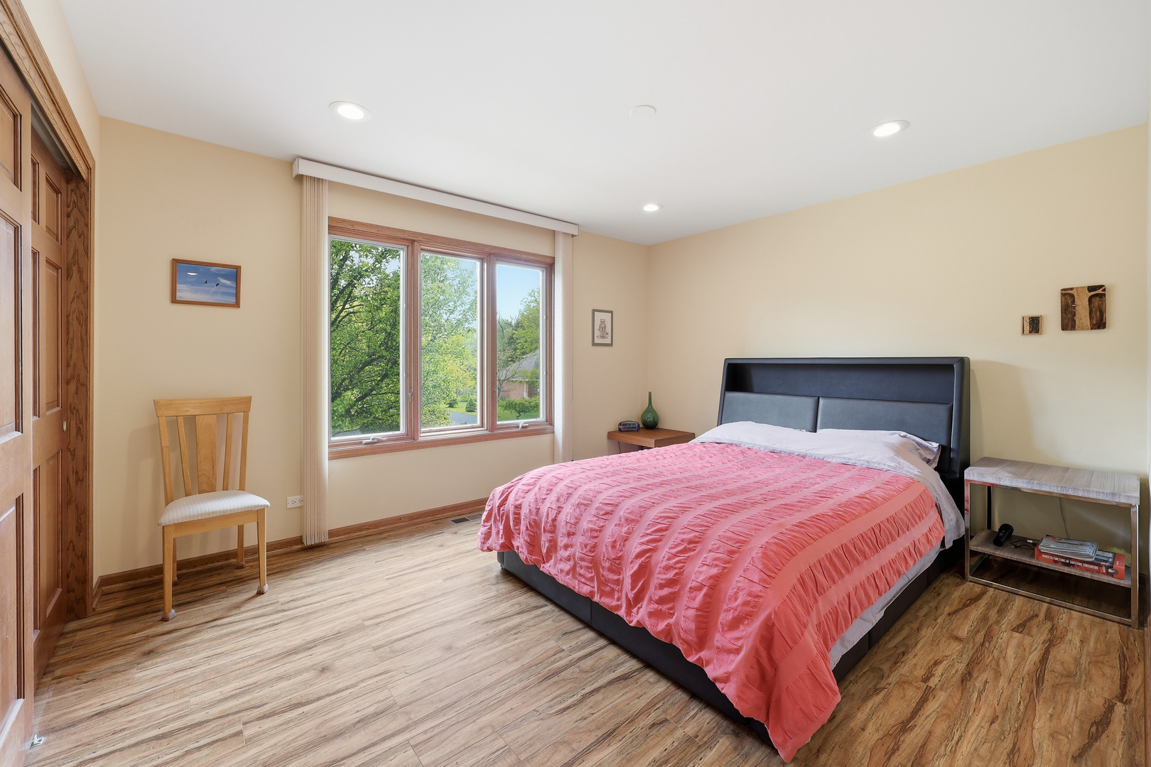 406 Woodview Drive