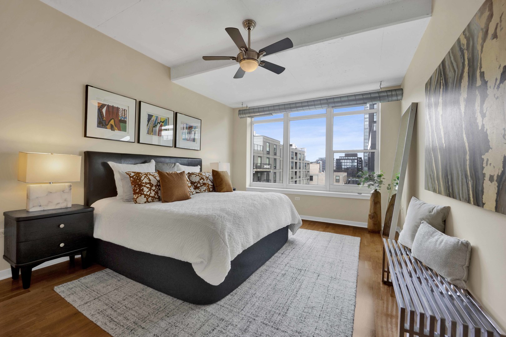 909 W Washington Boulevard Unit: 912