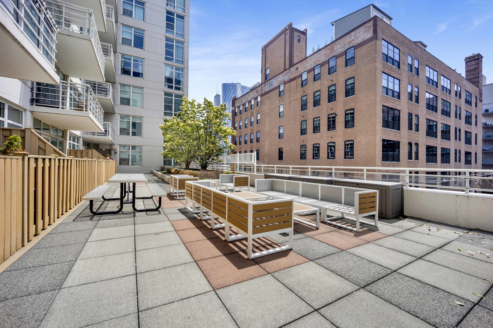 909 W Washington Boulevard Unit: 912