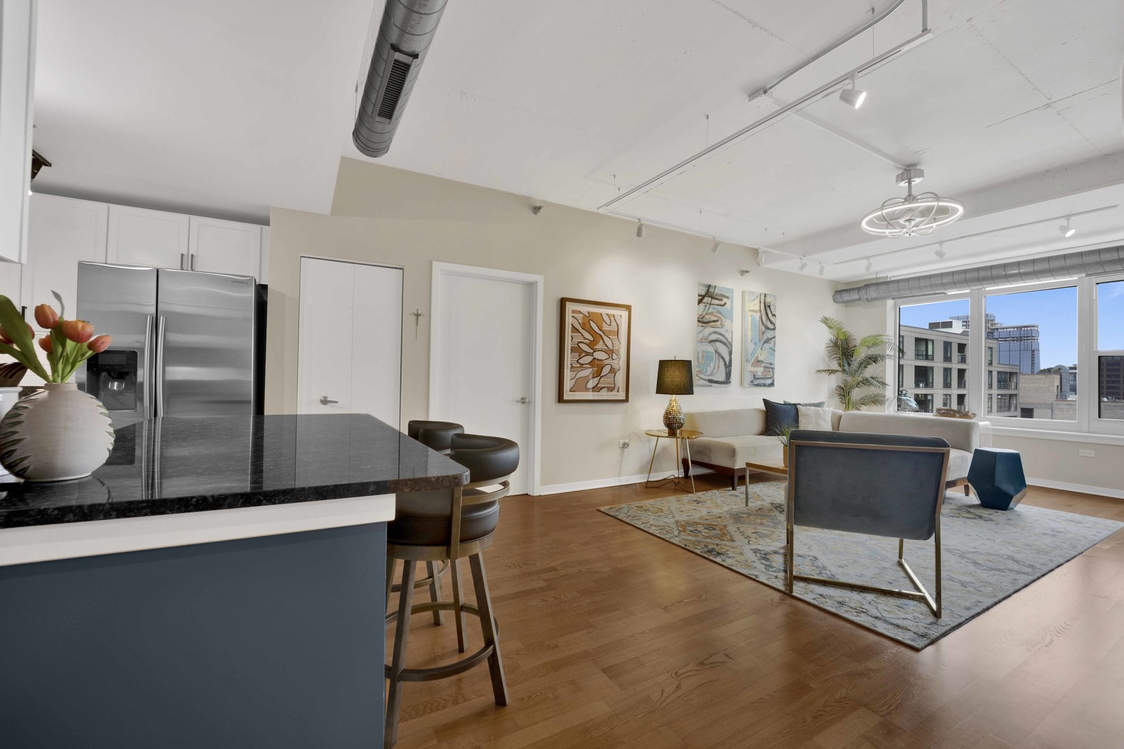 909 W Washington Boulevard Unit: 912
