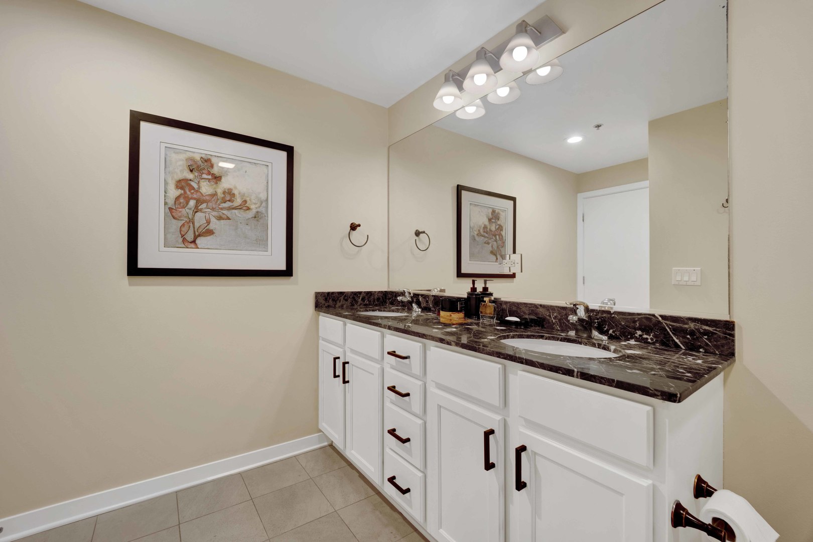 909 W Washington Boulevard Unit: 912