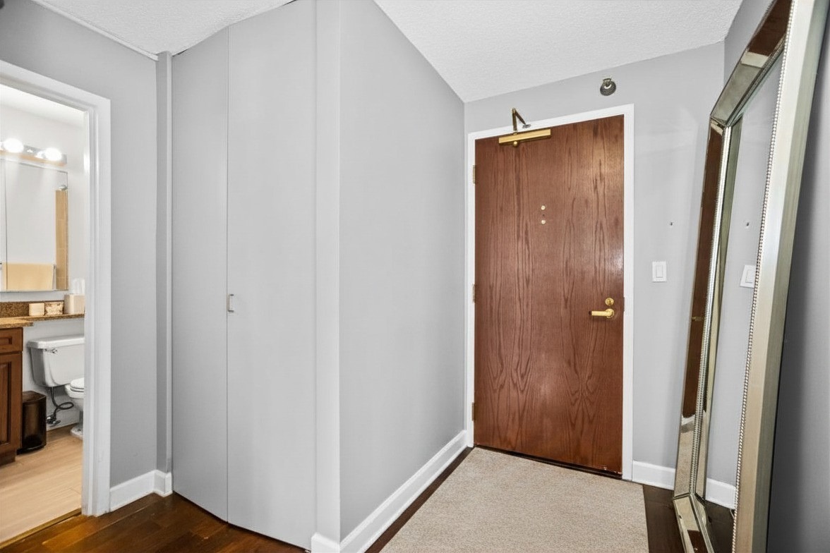 440 N Wabash Avenue Unit: 3810