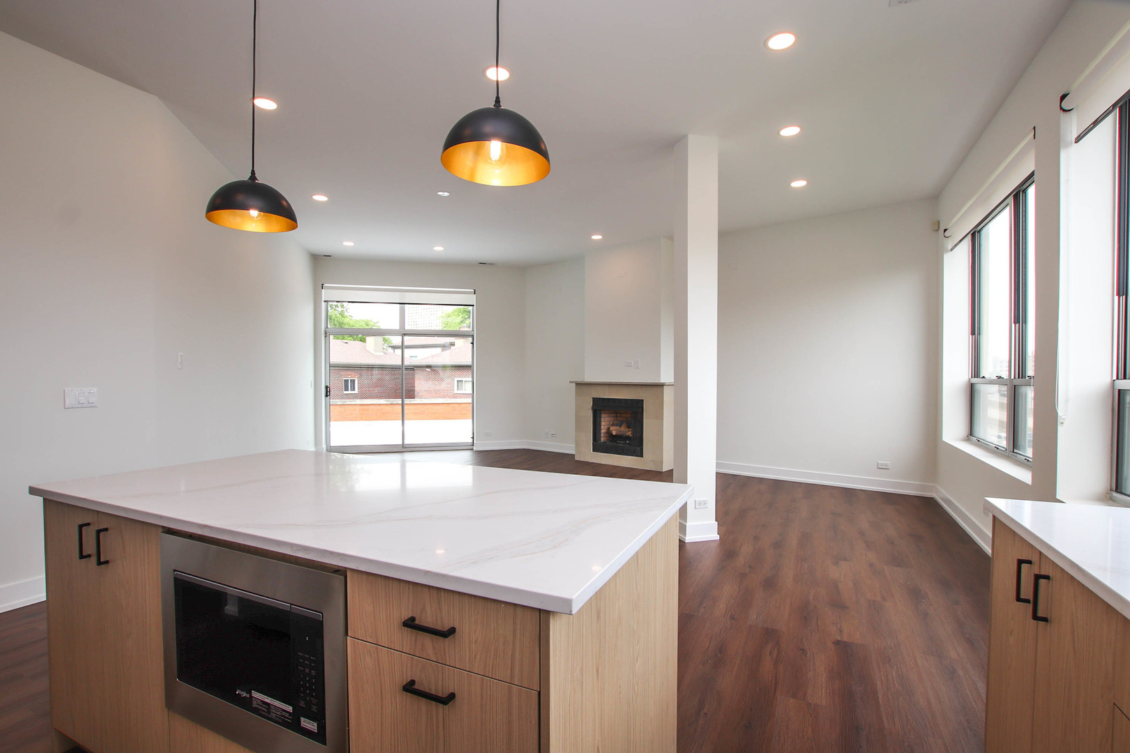 1001 N Milwaukee Avenue Unit: 204