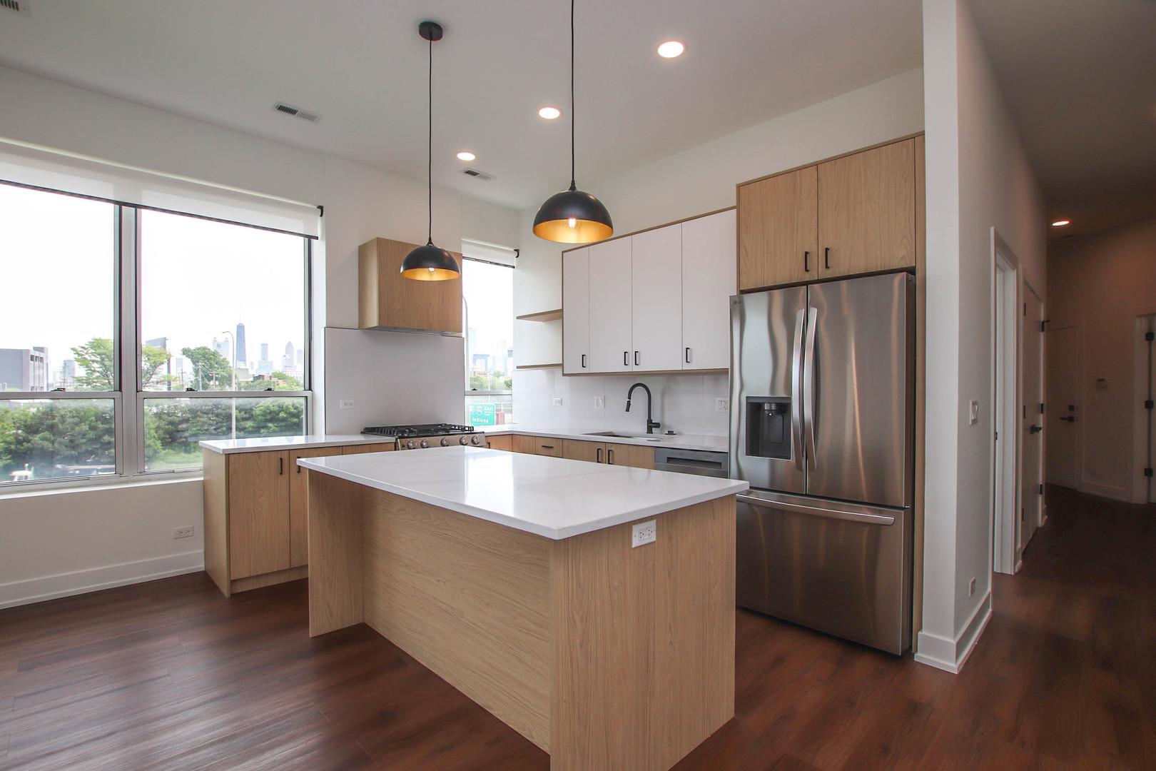 1001 N Milwaukee Avenue Unit: 204