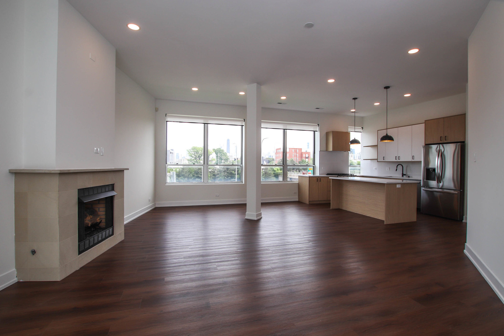 1001 N Milwaukee Avenue Unit: 204