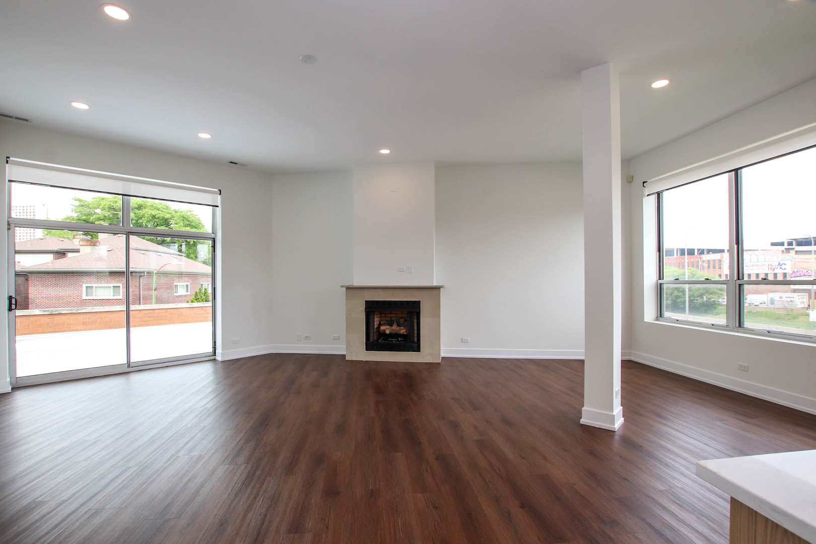 1001 N Milwaukee Avenue Unit: 204