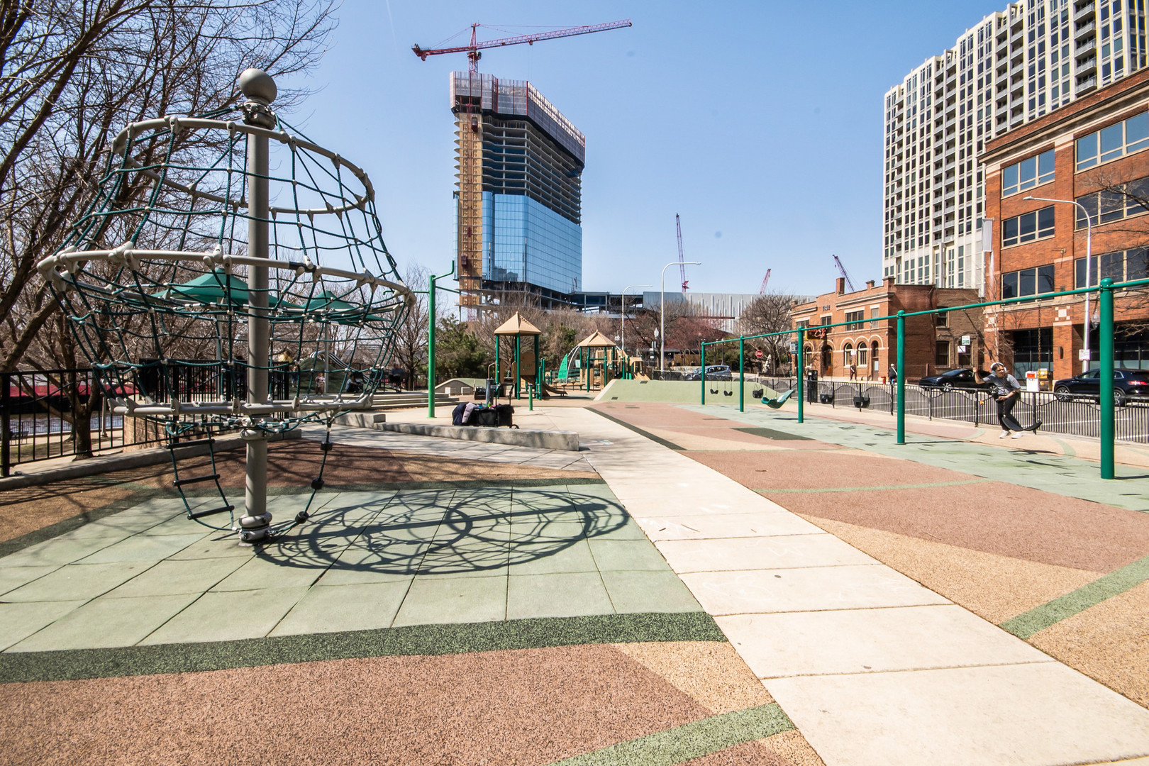 653 N Kingsbury Street Unit: 1007