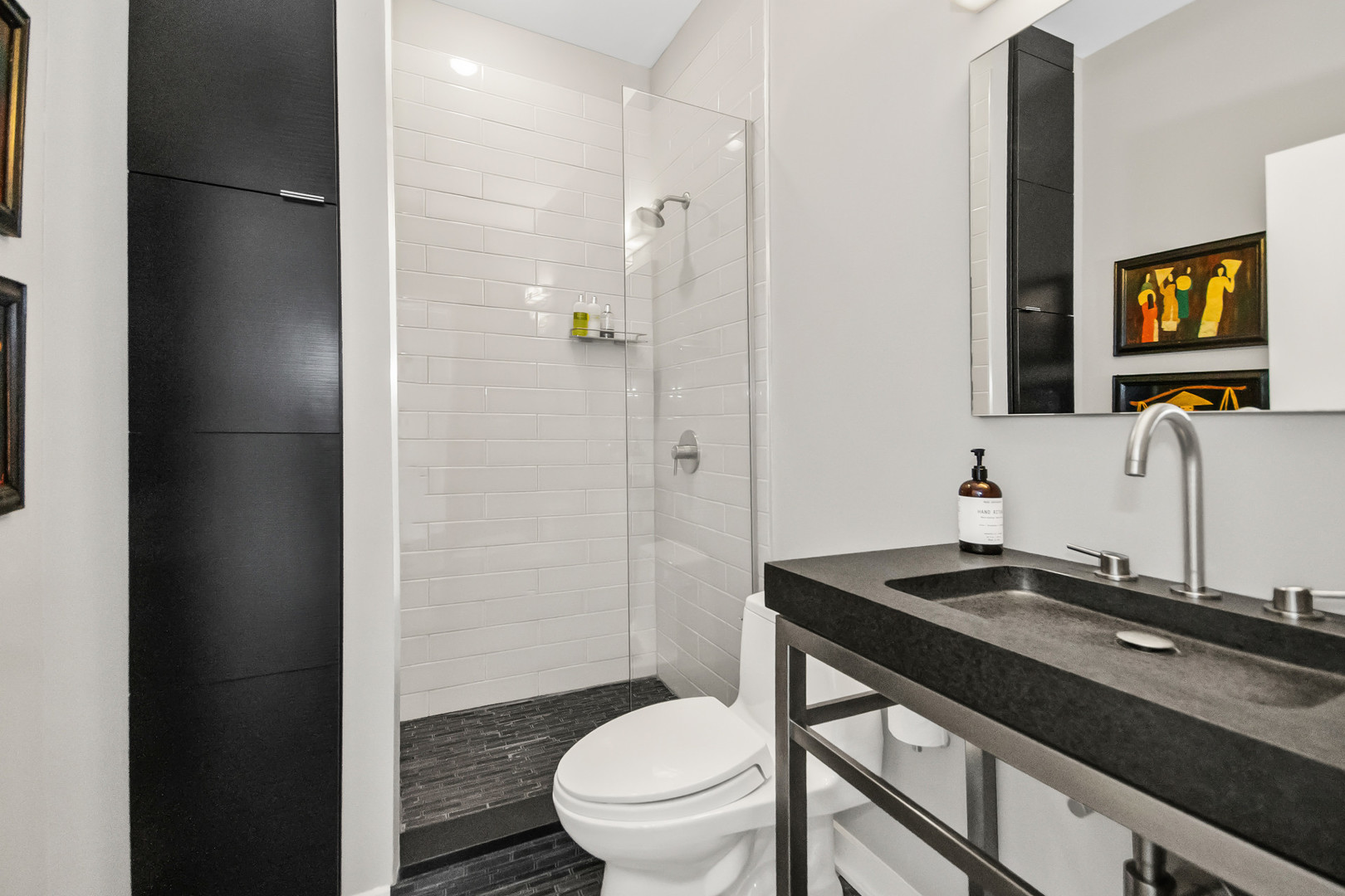 653 N Kingsbury Street Unit: 1007