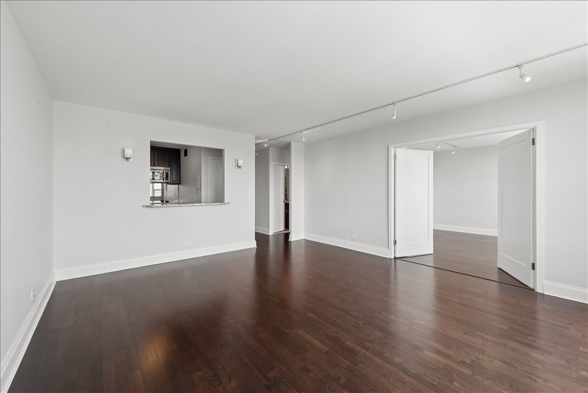 1550 N LAKE SHORE Drive Unit: 30D