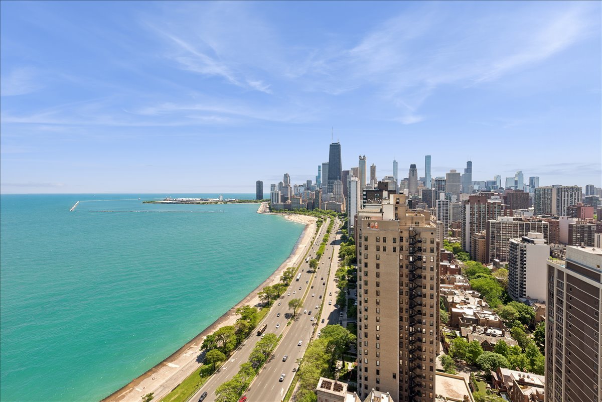 1550 N LAKE SHORE Drive Unit: 30D