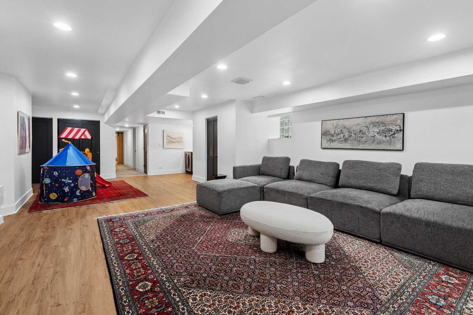 2147 W Thomas Street