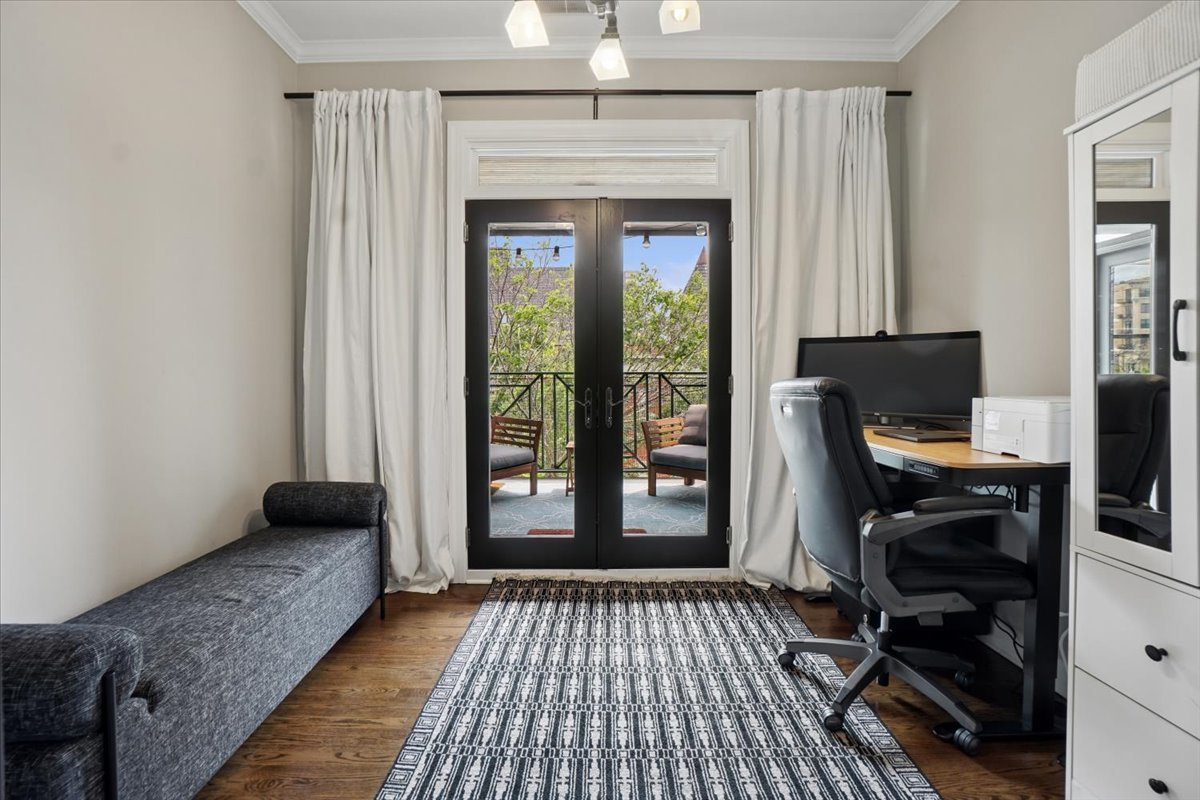 3202 N Paulina Street Unit: 4S