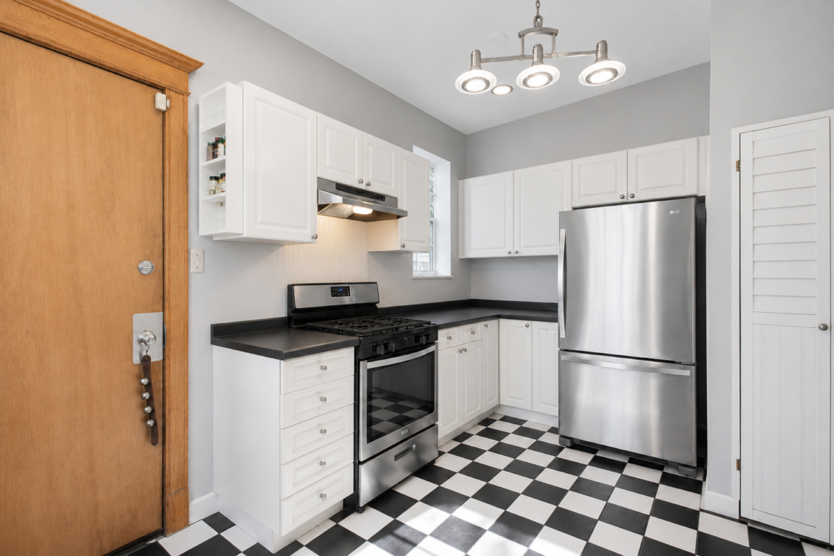 1023 W Thorndale Avenue Unit: 1