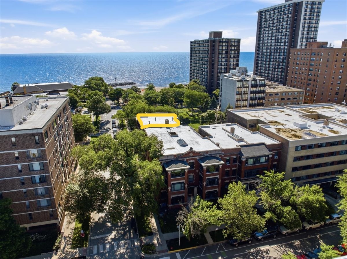 1023 W Thorndale Avenue Unit: 1