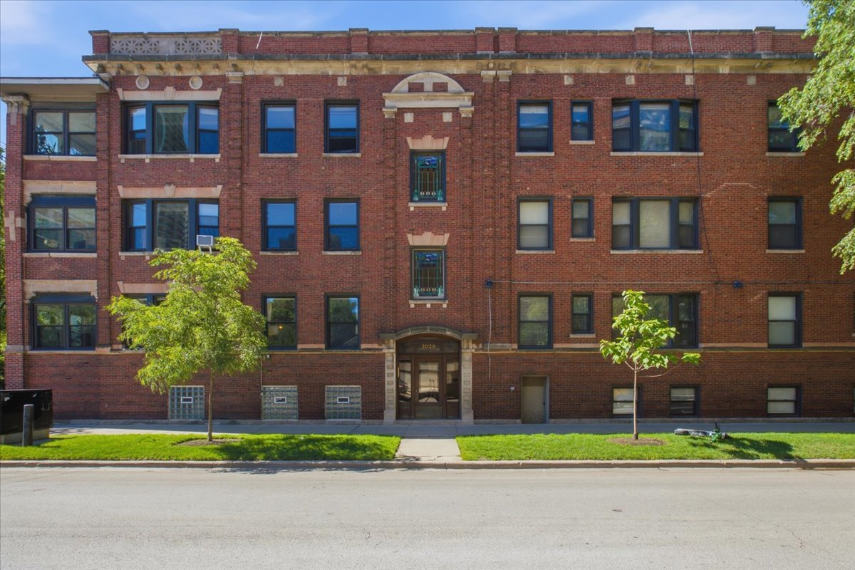 1023 W Thorndale Avenue Unit: 1