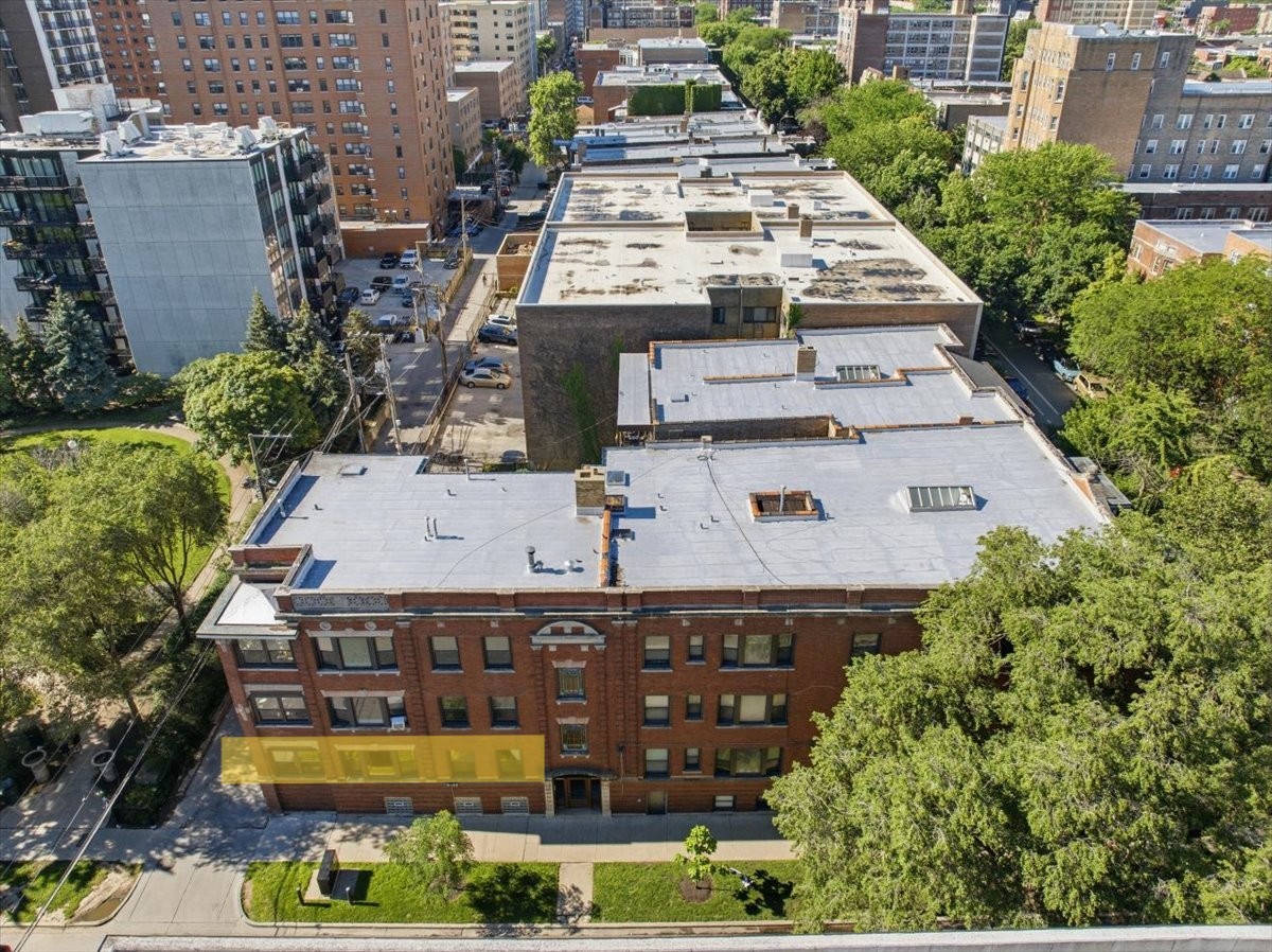 1023 W Thorndale Avenue Unit: 1