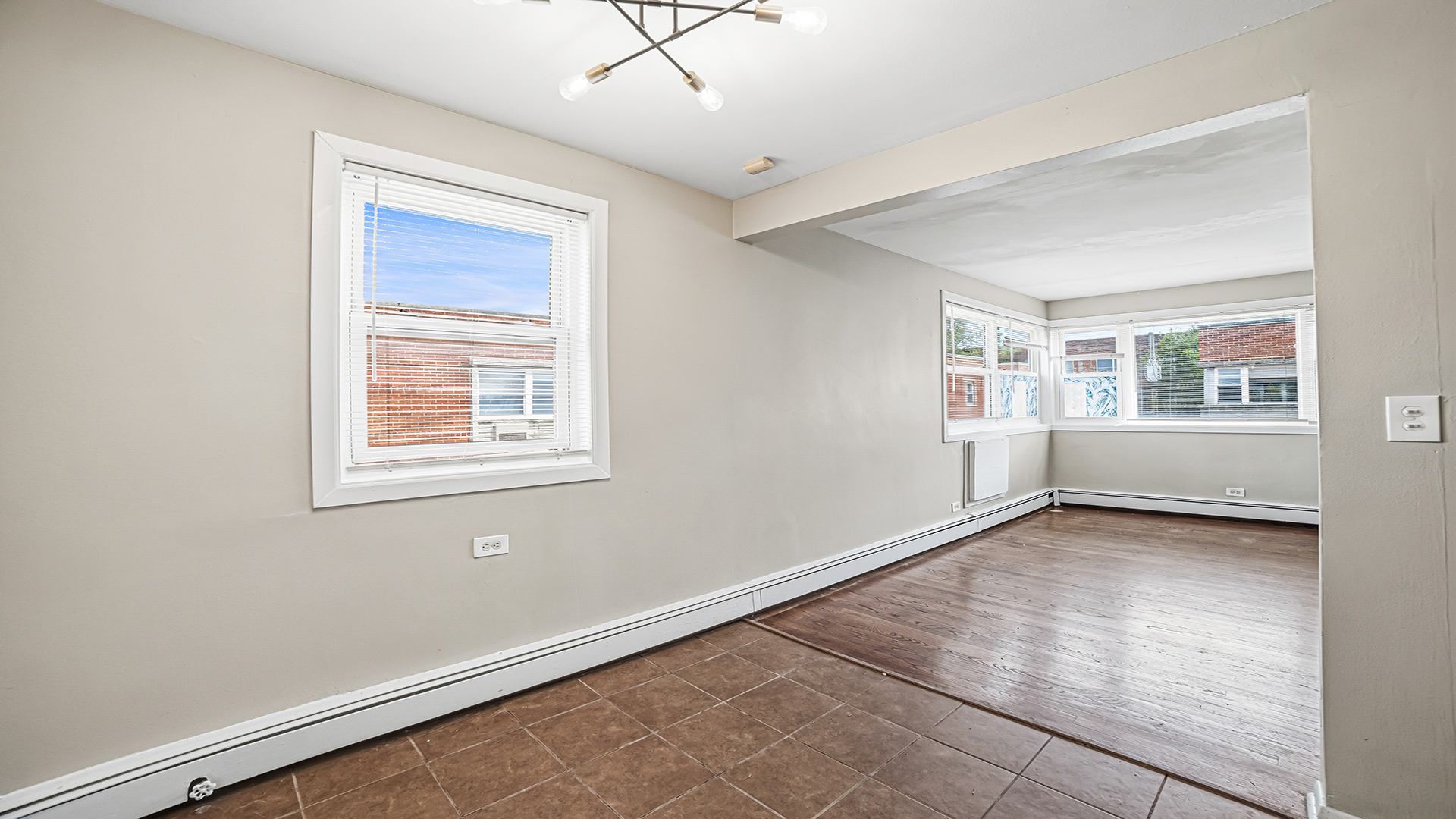 2411 W Balmoral Avenue Unit: 3B