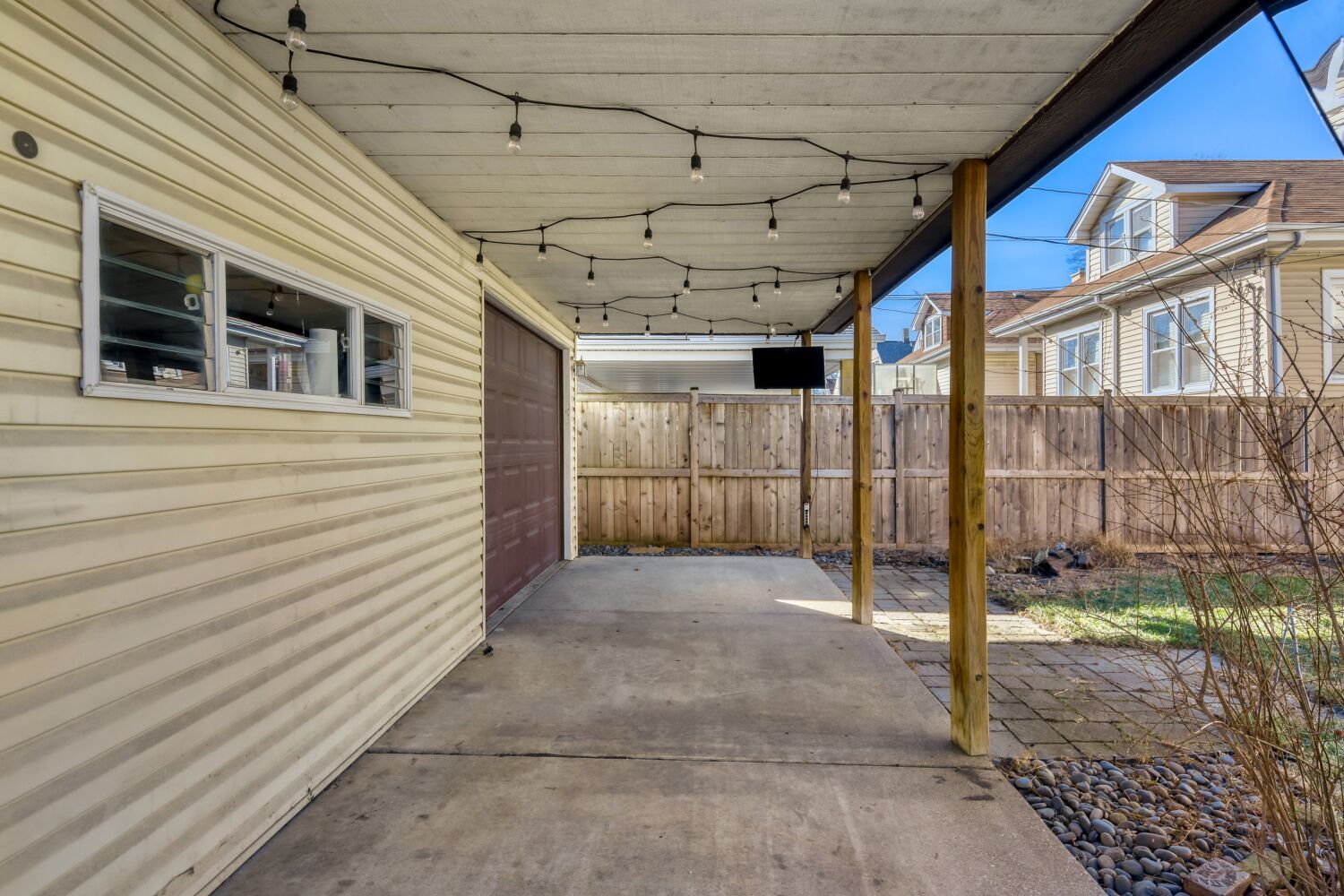 5635 W Patterson Avenue