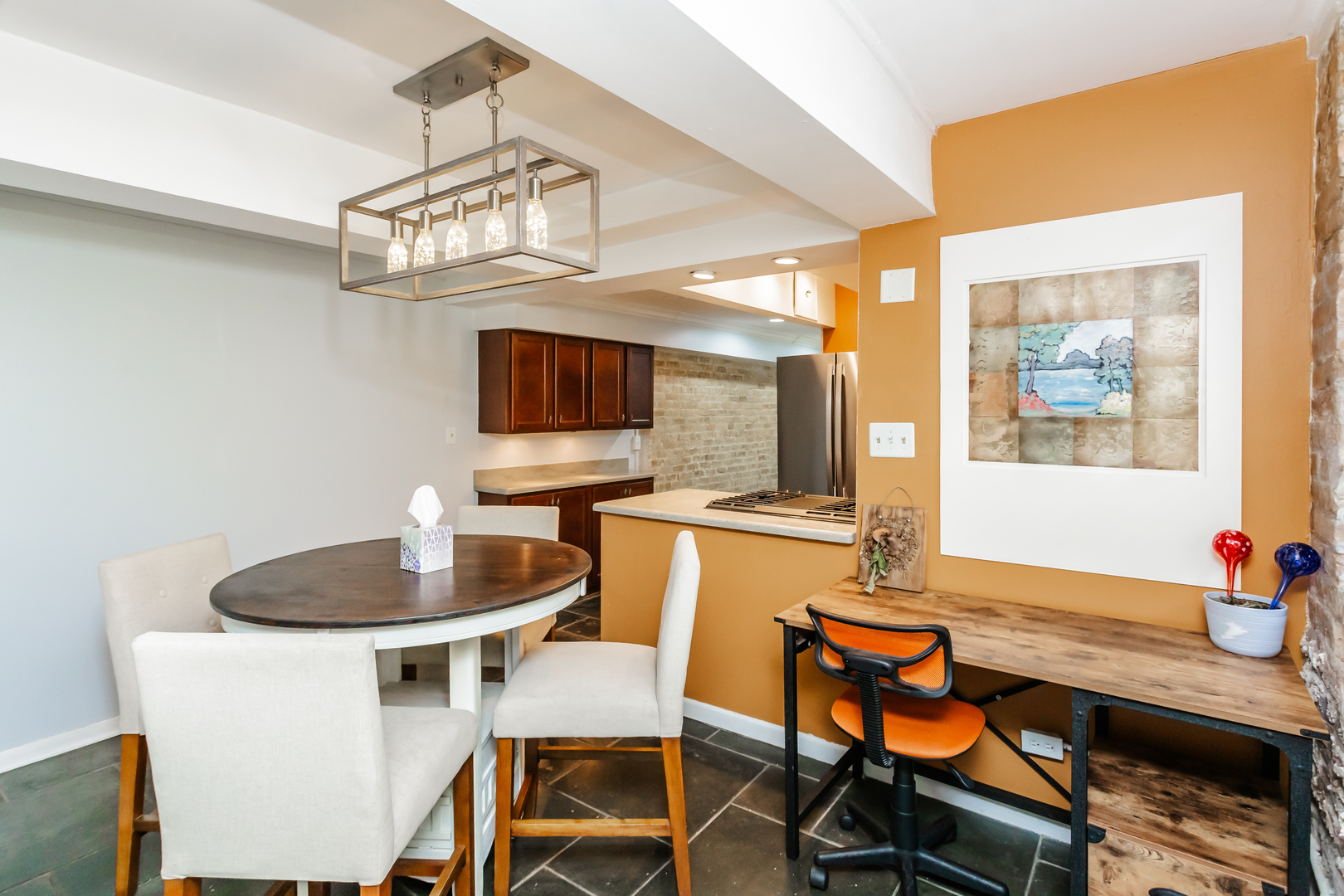 445 W Fullerton Parkway Unit: L1A