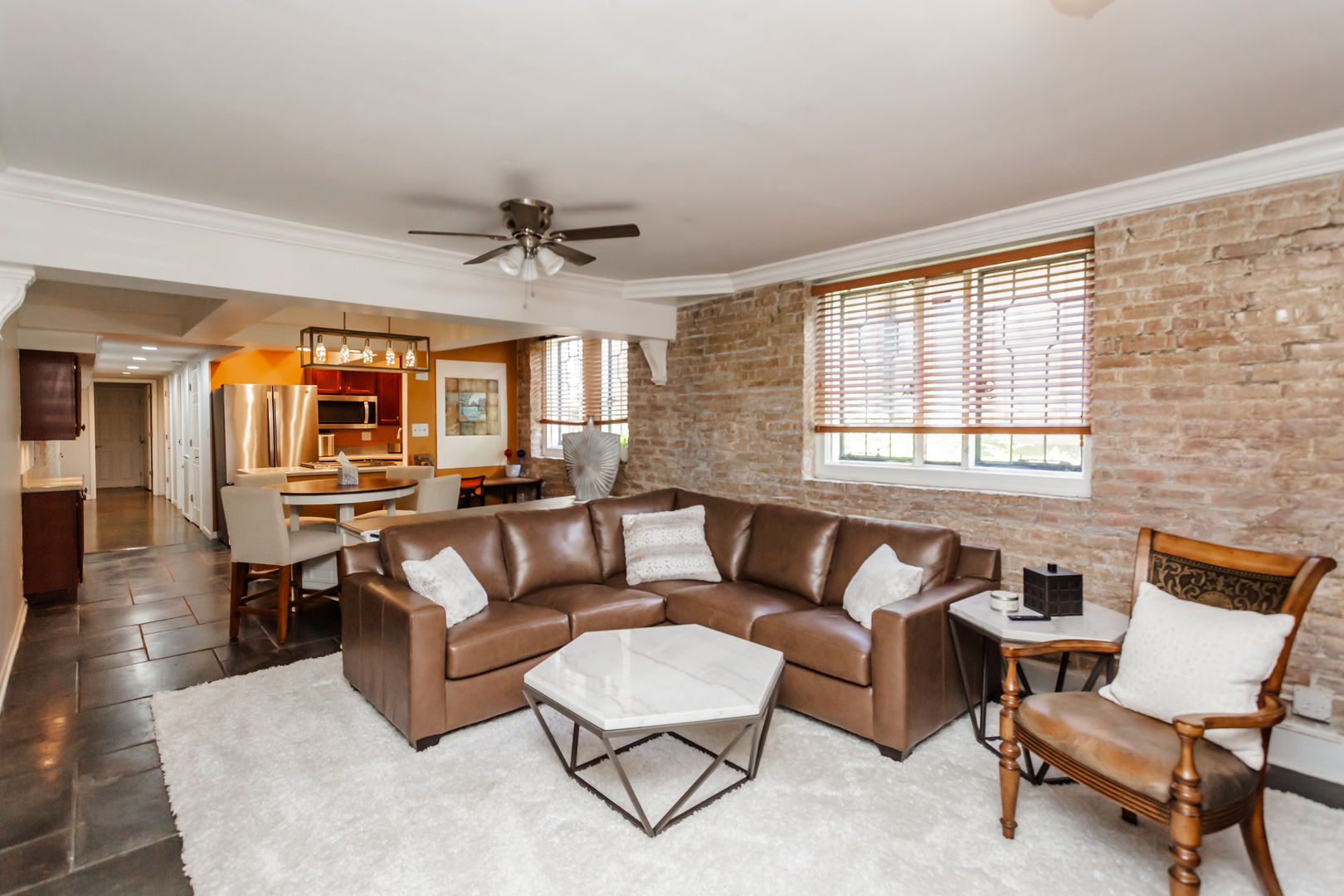 445 W Fullerton Parkway Unit: L1A