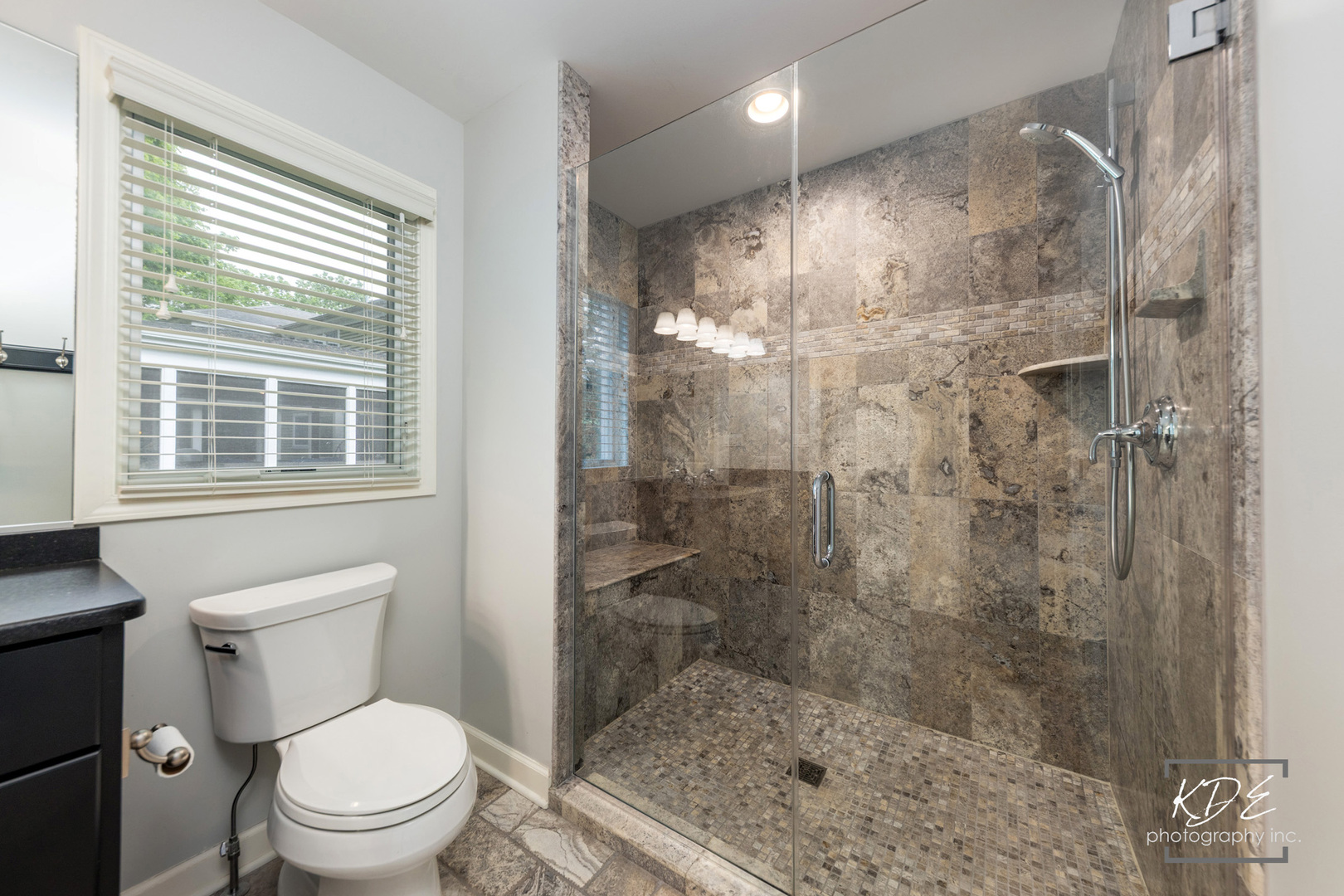 1126 Kings Point Court