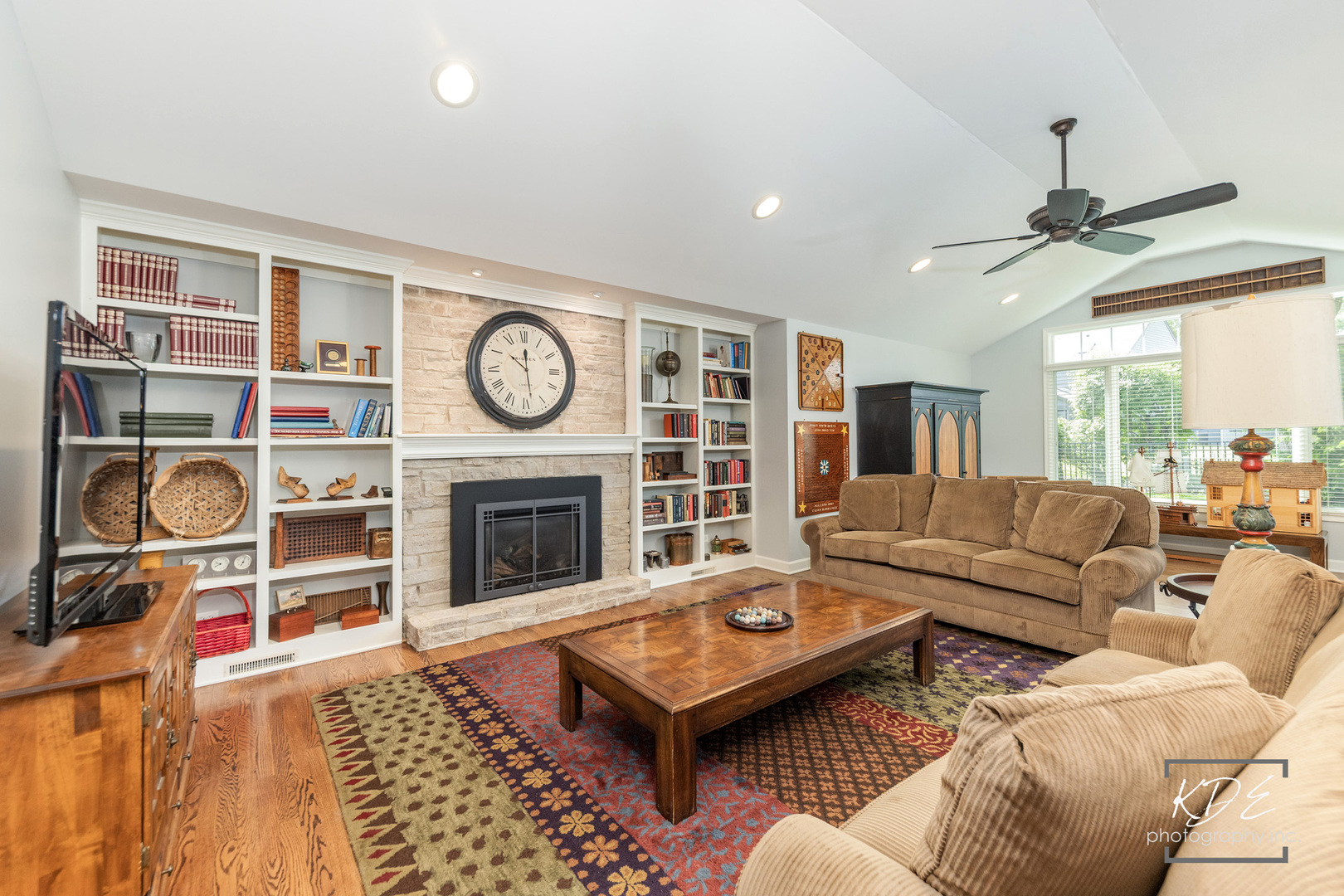 1126 Kings Point Court