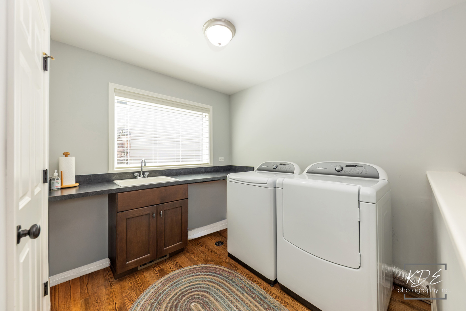 1126 Kings Point Court