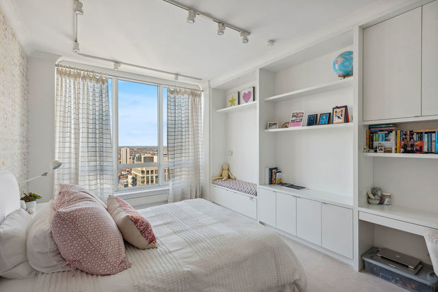 55 E Erie Street Unit: 4301