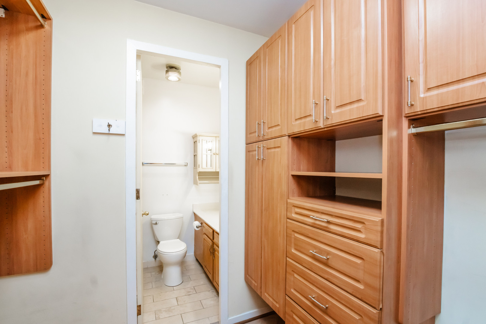 3041 S Michigan Avenue Unit: 511