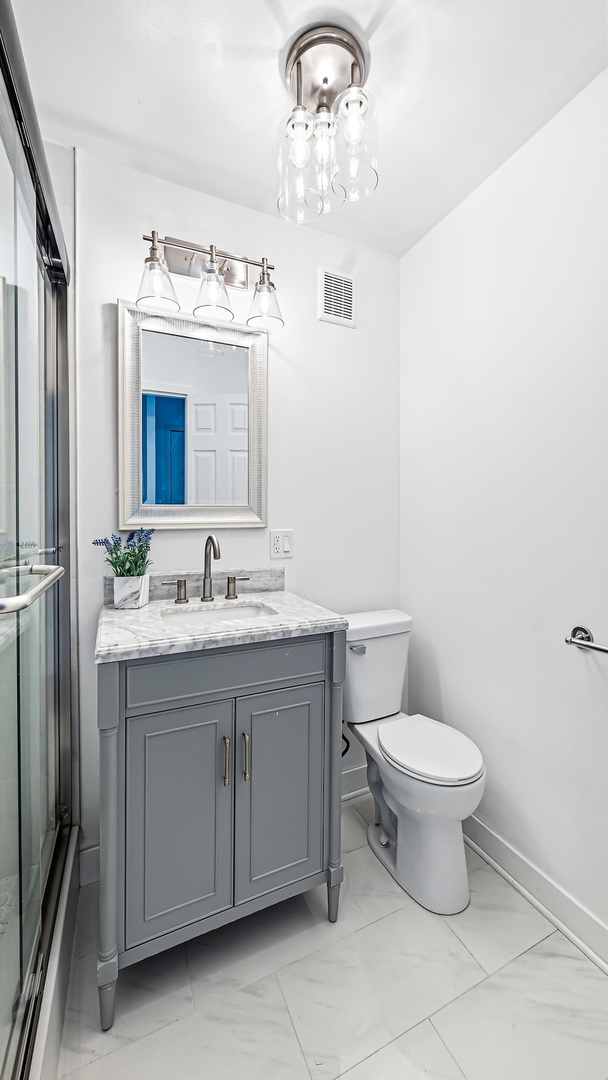 40 E Cedar Street Unit: 18A