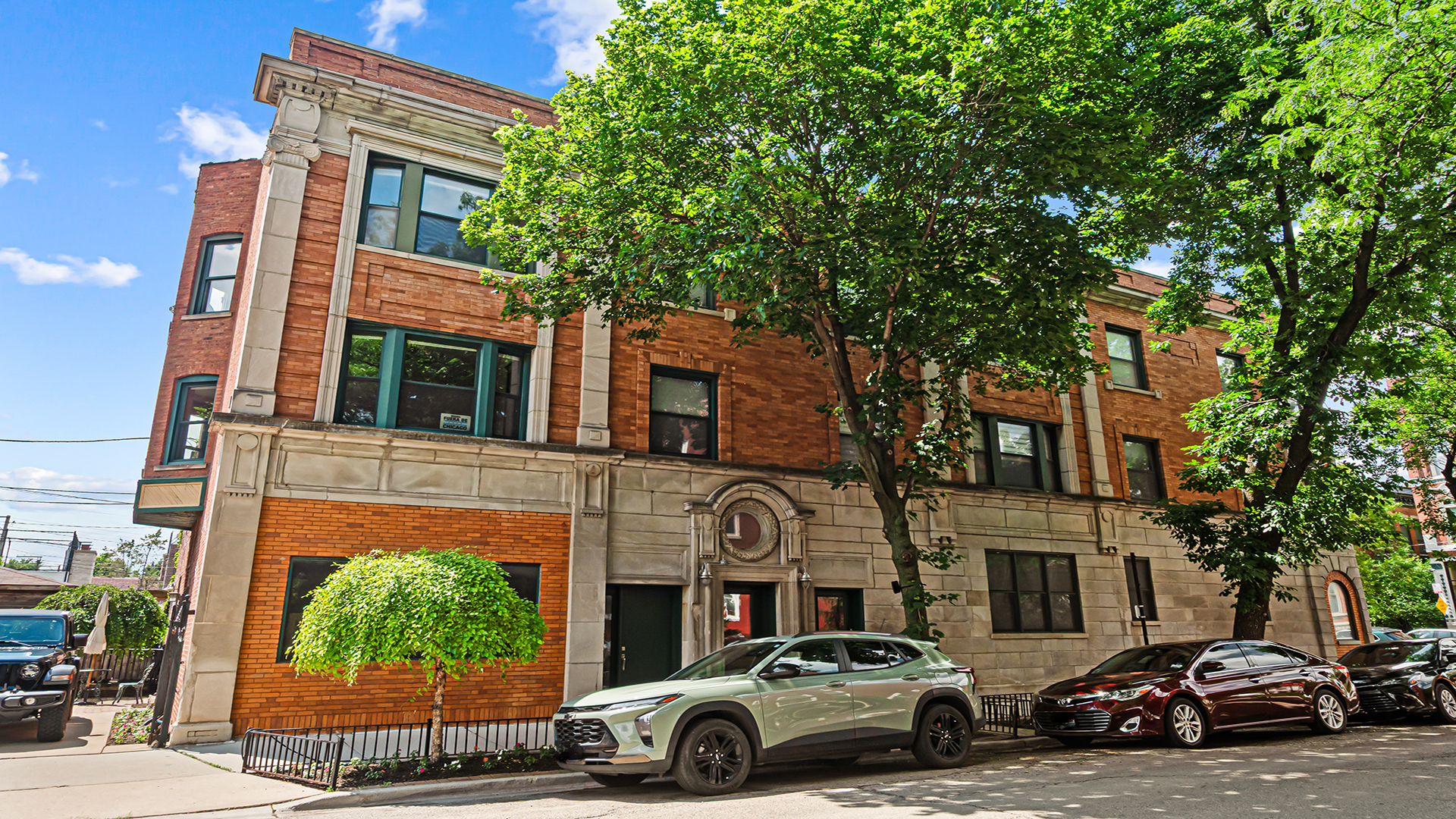 650 N WOOD Street Unit: 3S