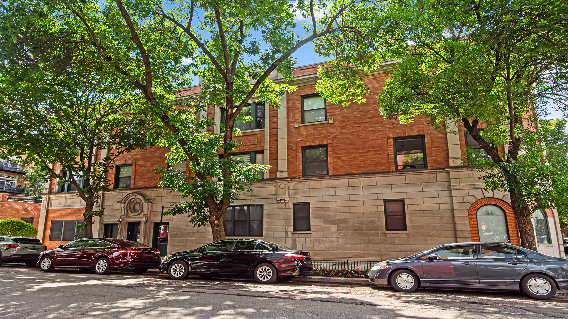 650 N WOOD Street Unit: 3S