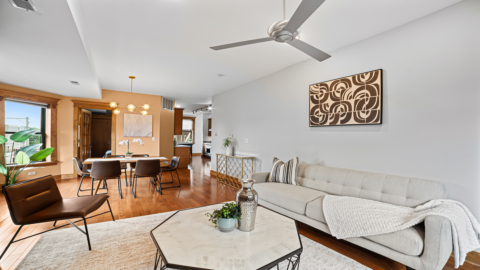 650 N WOOD Street Unit: 3S