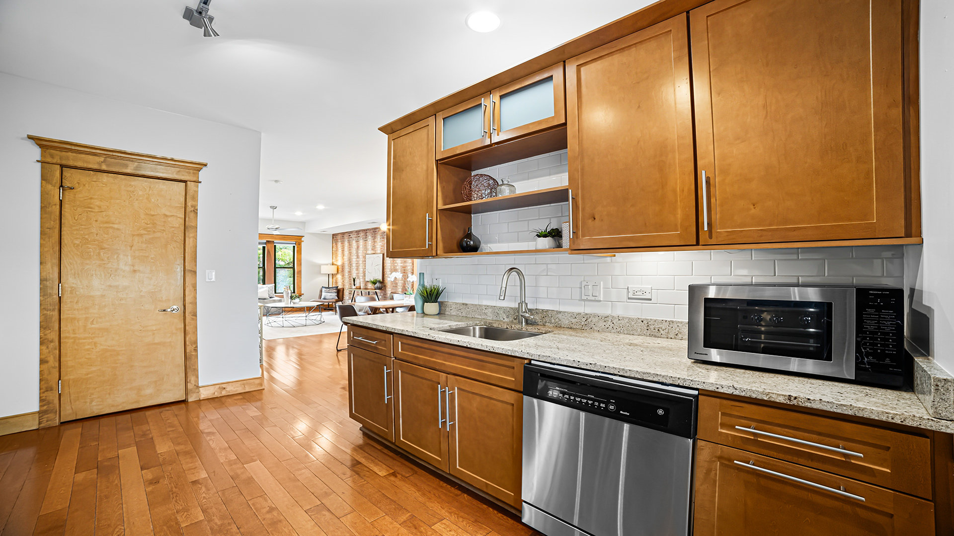 650 N WOOD Street Unit: 3S
