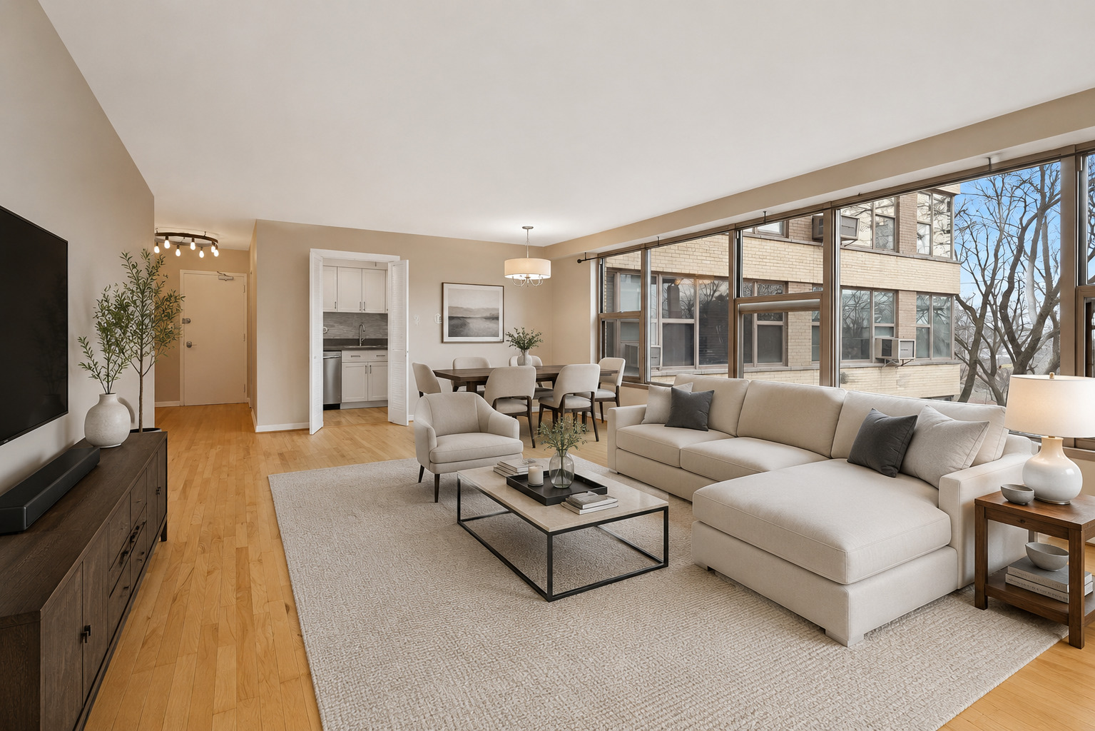 2970 N LAKE SHORE Drive Unit: 4A