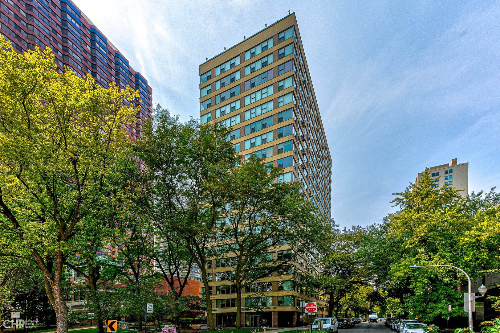 2970 N LAKE SHORE Drive Unit: 4A