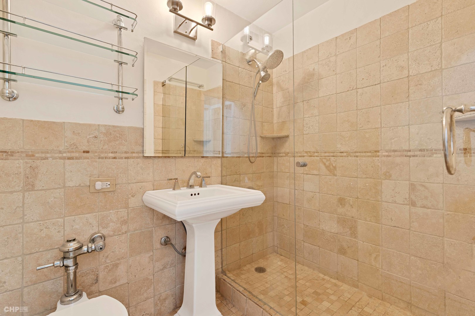 2970 N LAKE SHORE Drive Unit: 4A