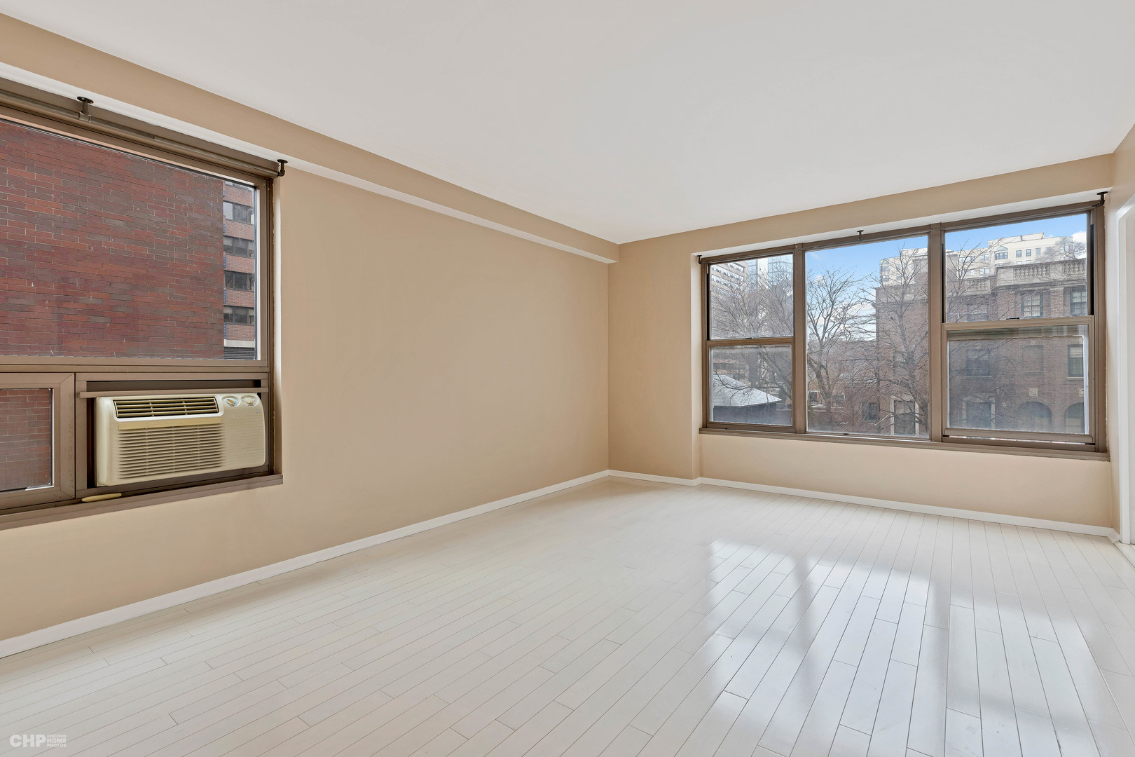 2970 N LAKE SHORE Drive Unit: 4A
