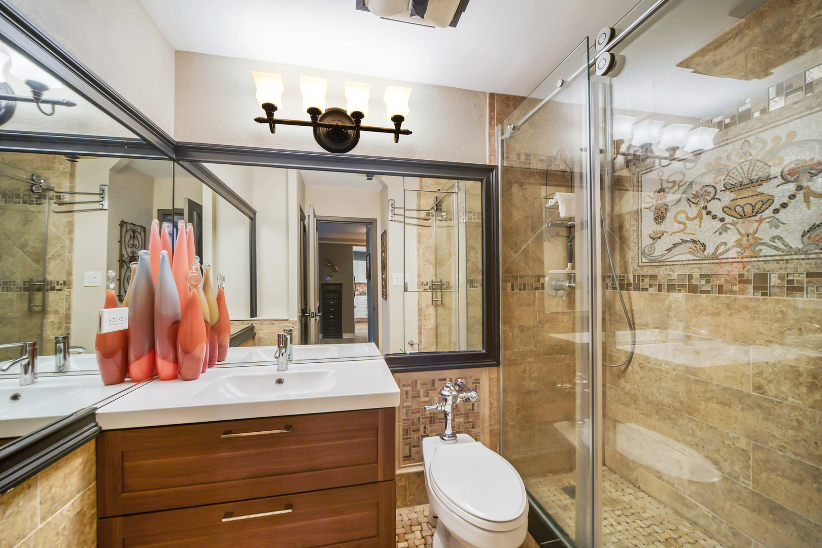 2800 N Lake Shore Drive Unit: 1310