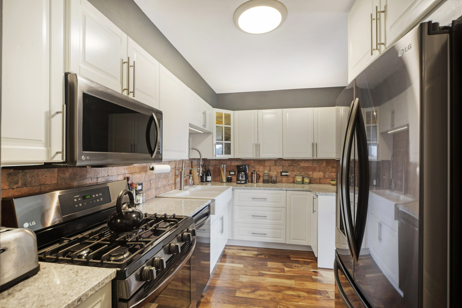 2800 N Lake Shore Drive Unit: 1310