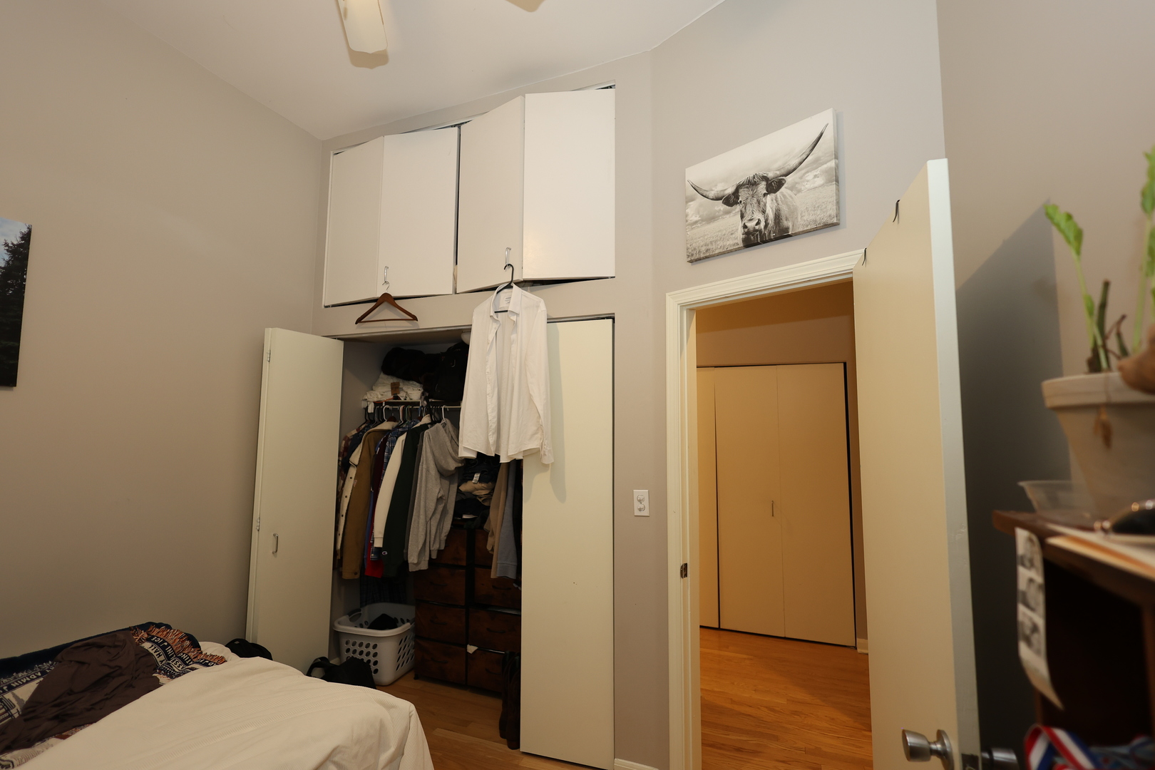 1026 W Roscoe Street Unit: 1